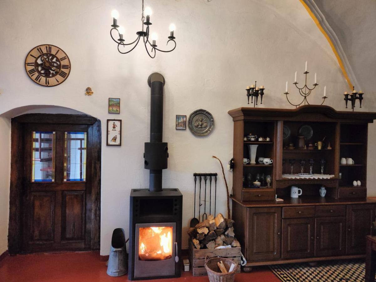 Bed And Breakfast Tvrz Velká Bukovina Εξωτερικό φωτογραφία