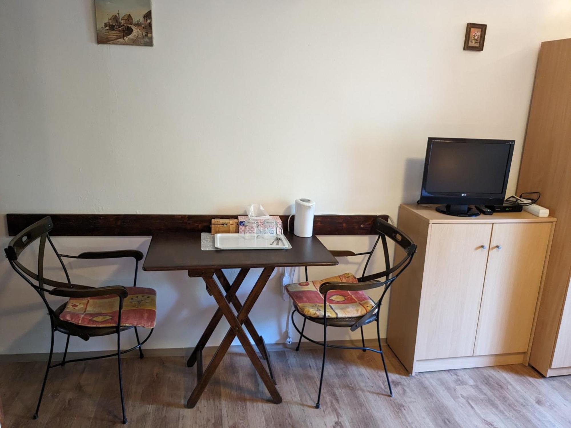 Bed And Breakfast Tvrz Velká Bukovina Εξωτερικό φωτογραφία