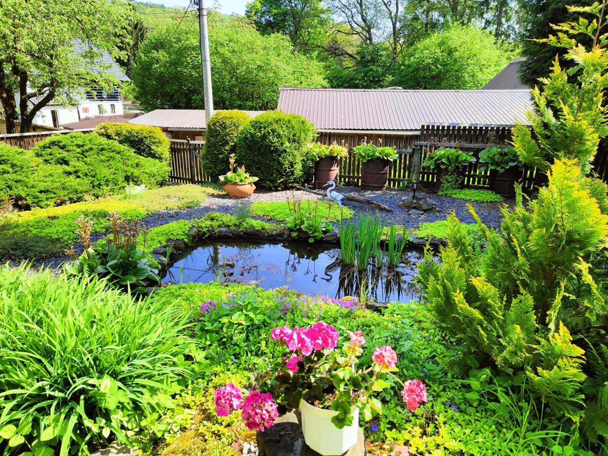 Bed And Breakfast Tvrz Velká Bukovina Εξωτερικό φωτογραφία