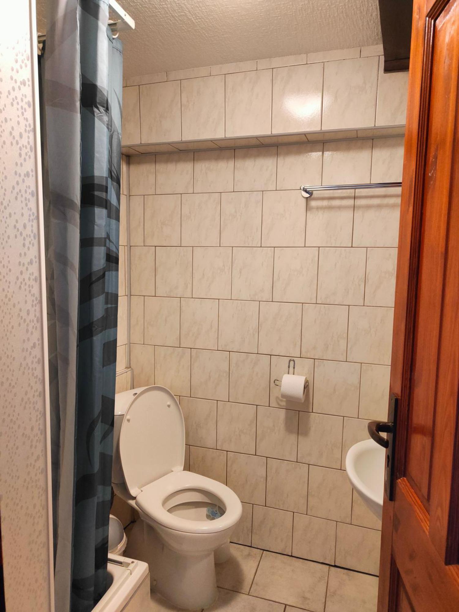 Bed And Breakfast Tvrz Velká Bukovina Δωμάτιο φωτογραφία