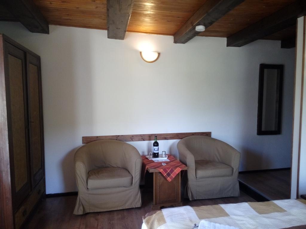 Bed And Breakfast Tvrz Velká Bukovina Εξωτερικό φωτογραφία